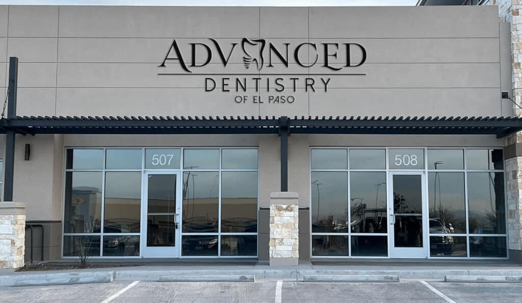 Dr. Jonny Verastegui. Advance Dentistry of El Paso. General, Cosmetic, Restorative, Preventative, Family Dentist, Periodontal Therapy, Endodontics, Implants, Oral Surgery, Extractions, Full Mouth Restoration, Emergency Dental, Smile Makeovers. Dentist in El Paso, TX 79928