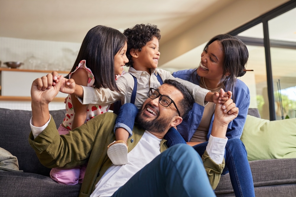 Dr. Jonny Verastegui. Advance Dentistry of El Paso. General, Cosmetic, Restorative, Preventative, Family Dentist, Periodontal Therapy, Endodontics, Implants, Oral Surgery, Extractions, Full Mouth Restoration, Emergency Dental, Smile Makeovers. Dentist in El Paso, TX 79928